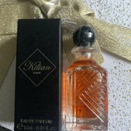 BY KILIAN LOVE DON'T BE SHY  EDP (W) MINI 10ML