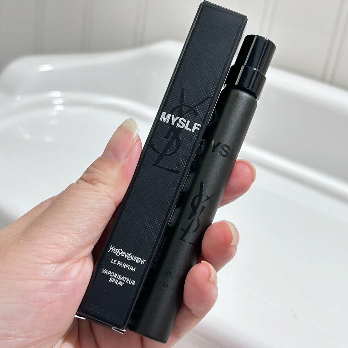 YVES SAINT LAURENT MYSLF LE PARFUM (M) TRAVEL SPRAY 10ML - Image 4